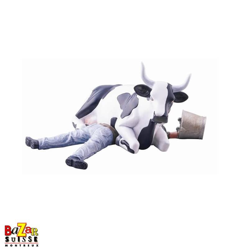 Ni Mu/Sitting on Man – CowParade-Kuh